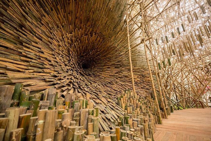 Loy, 2019. Durga Puja pandal with bamboo, cane, cloth, and rope structure embedded with an interactive electronic and acoustic system, installation view. Photo: Vivian Sarky, Courtesy Asim Waqif (Image Courtesy: sculpturemagazine.art)